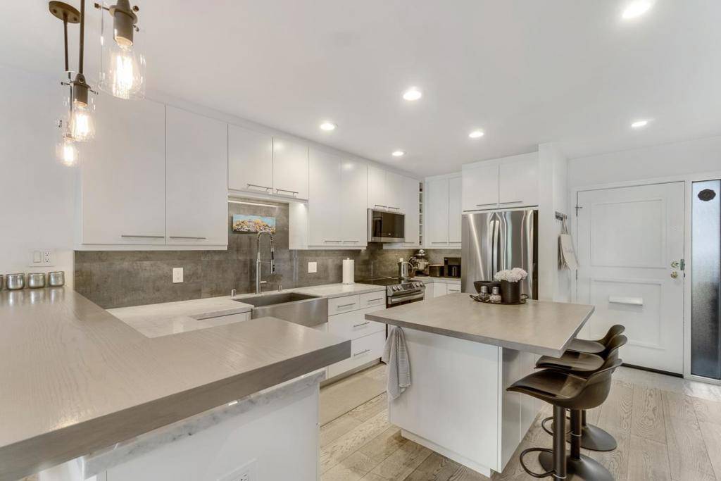 San Mateo, CA 94401,808 N Delaware ST