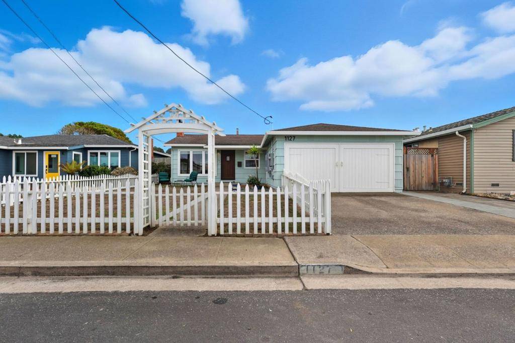 Pacifica, CA 94044,1127 Cervantes WAY