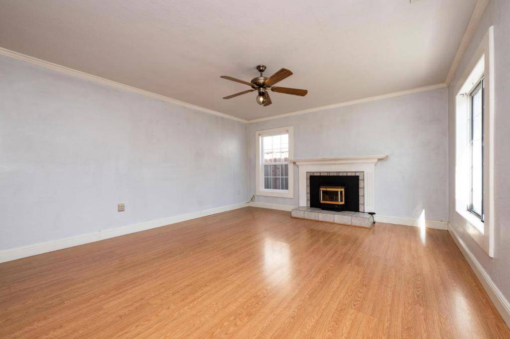 San Carlos, CA 94070,1020 Inverness DR