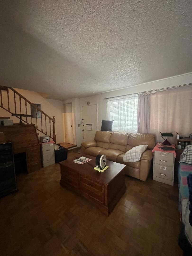 San Jose, CA 95111,3262 Sagittarius LN