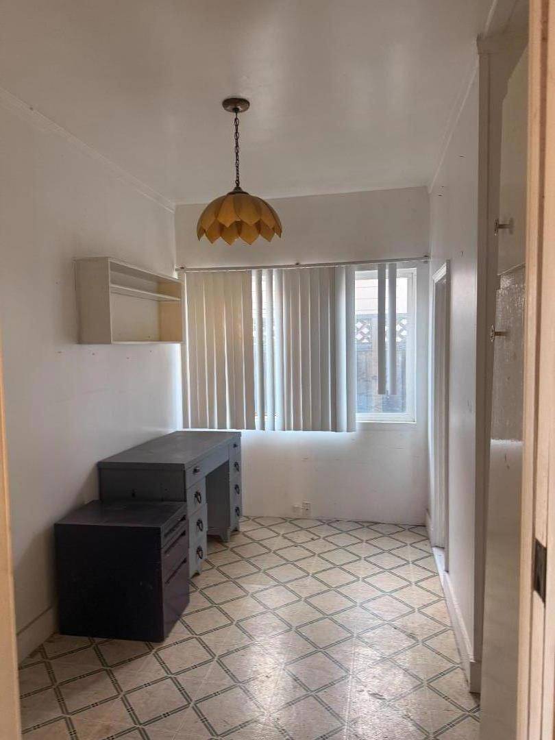 Morgan Hill, CA 95037,65 East Second ST