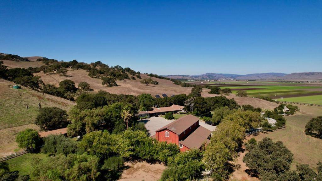 San Juan Bautista, CA 95045,547 Mission Vineyard RD