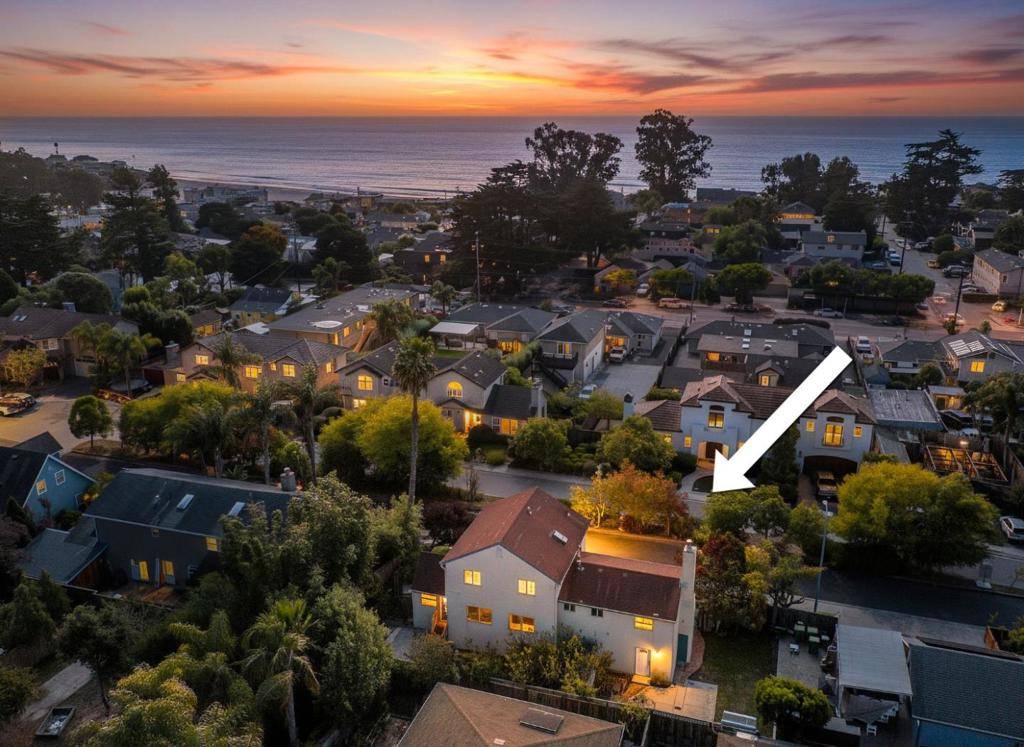 Santa Cruz, CA 95062,1735 Matthews LN
