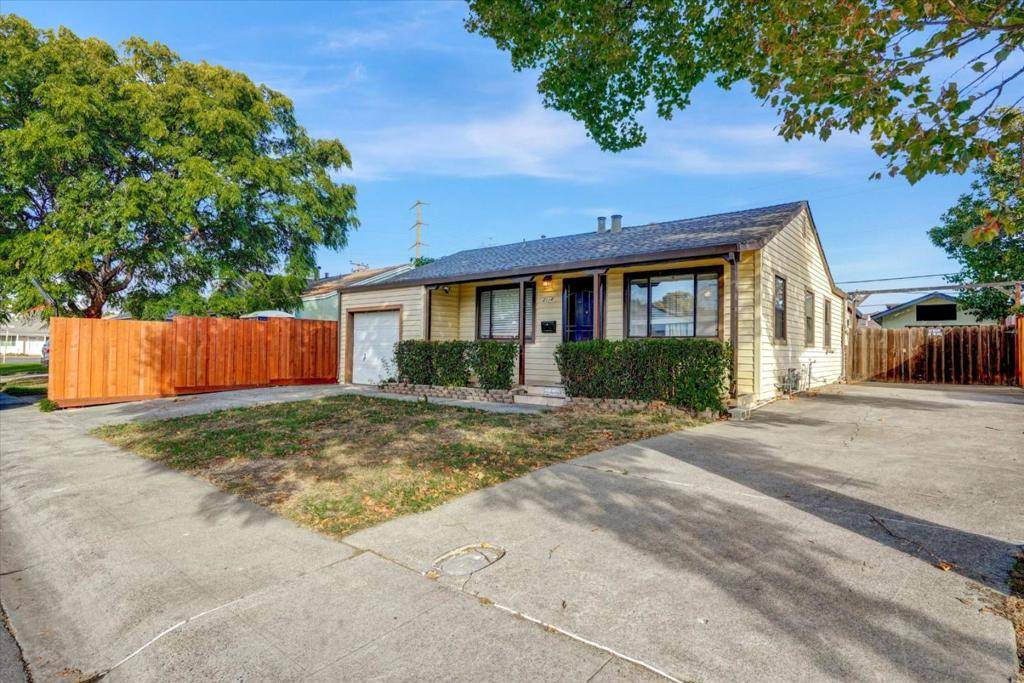 Vallejo, CA 94591,2114 Teakwood ST