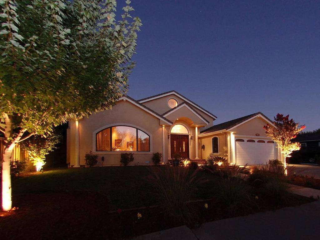 Mountain View, CA 94040,1423 Nilda AVE