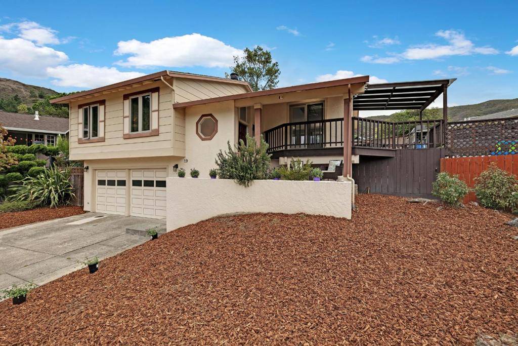 Pacifica, CA 94044,19 Elk CT