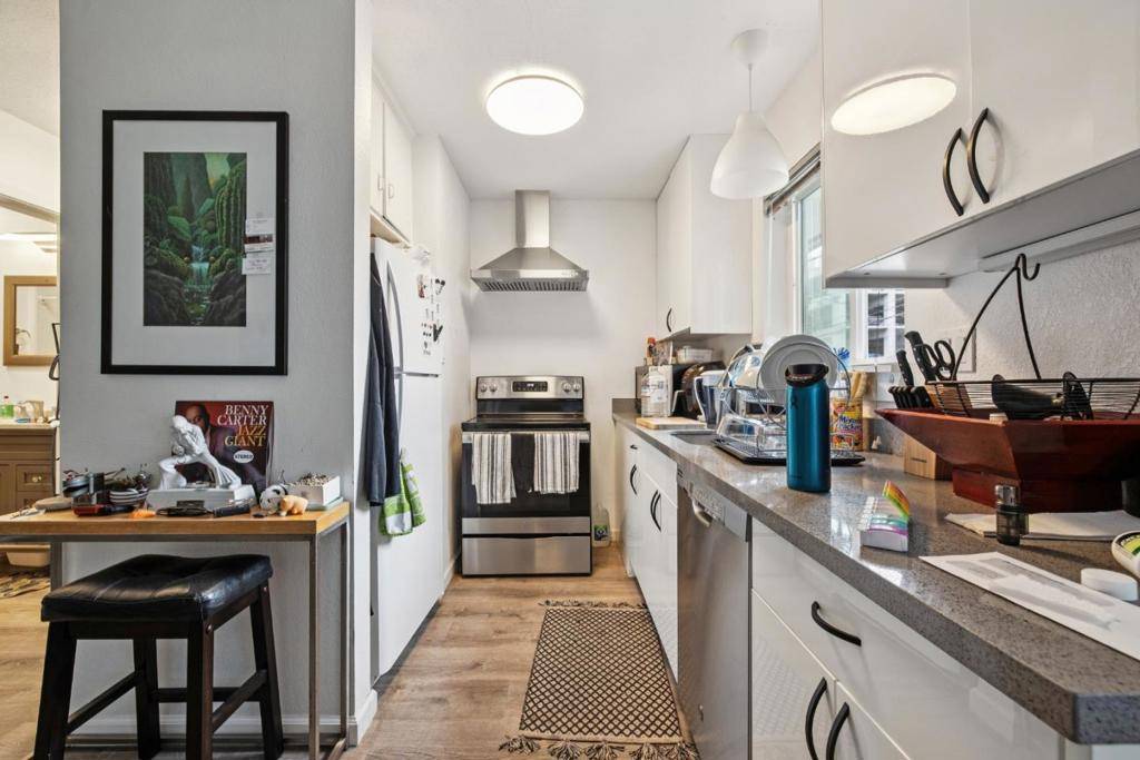 Burlingame, CA 94010,121 Lorton AVE