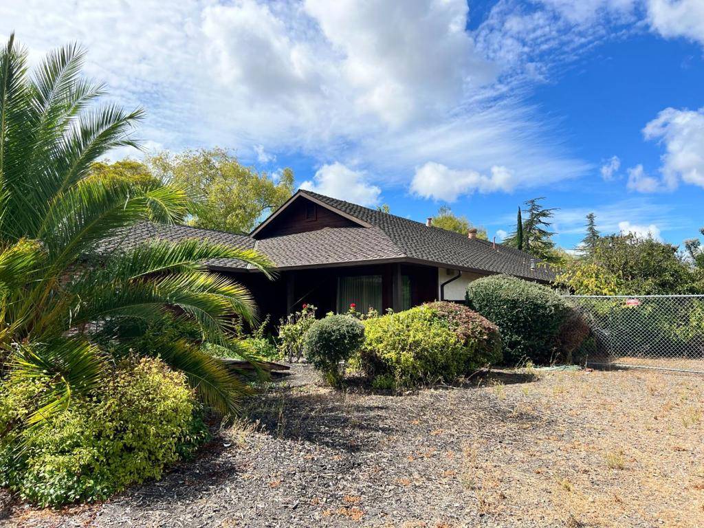 Palo Alto, CA 94303,701 Christine DR