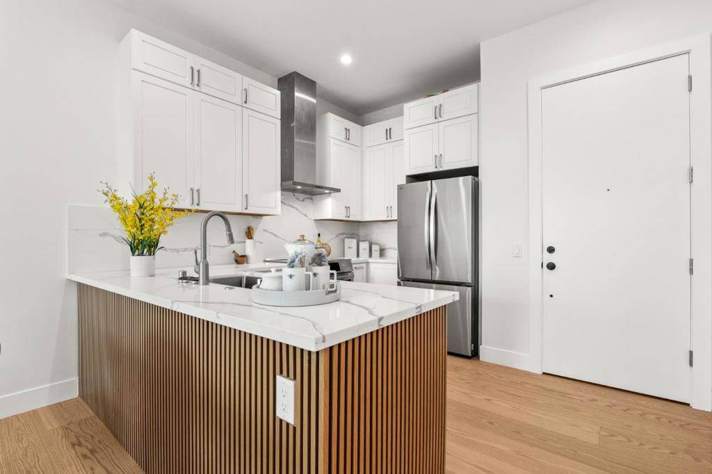Palo Alto, CA 94306,4115 El Camino Real #331