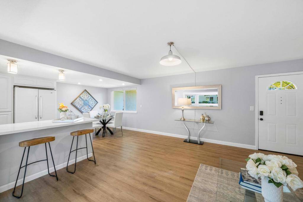 Los Gatos, CA 95032,14225 Lora DR #56