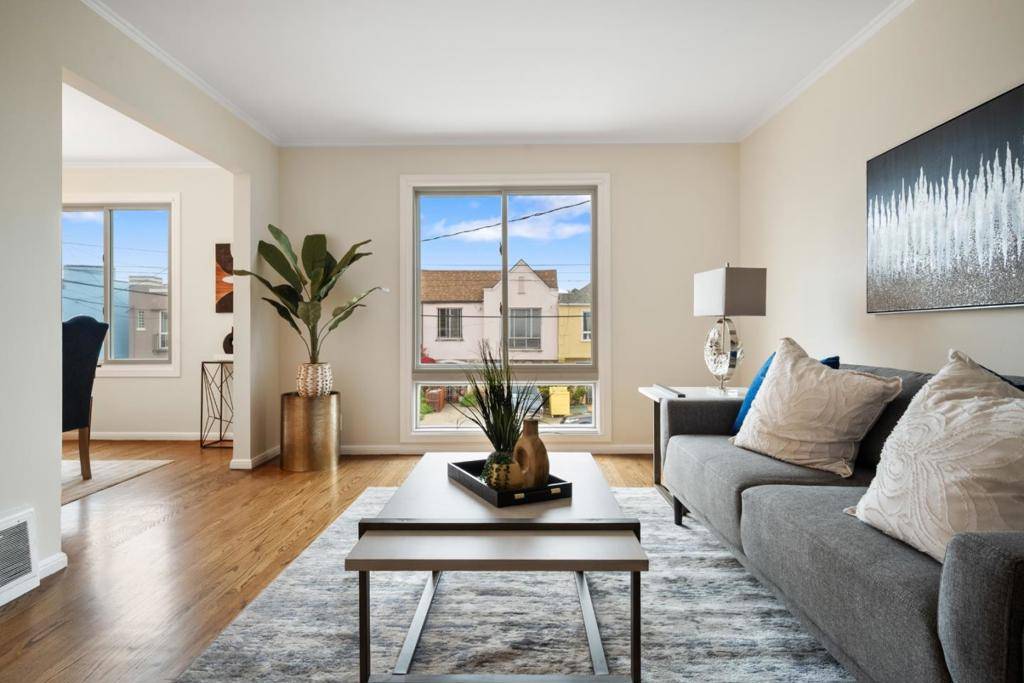 San Francisco, CA 94116,2326 46th AVE