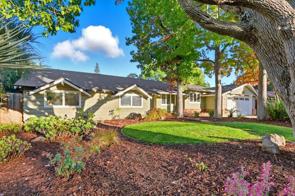Los Altos, CA 94024,1684 Newcastle DR