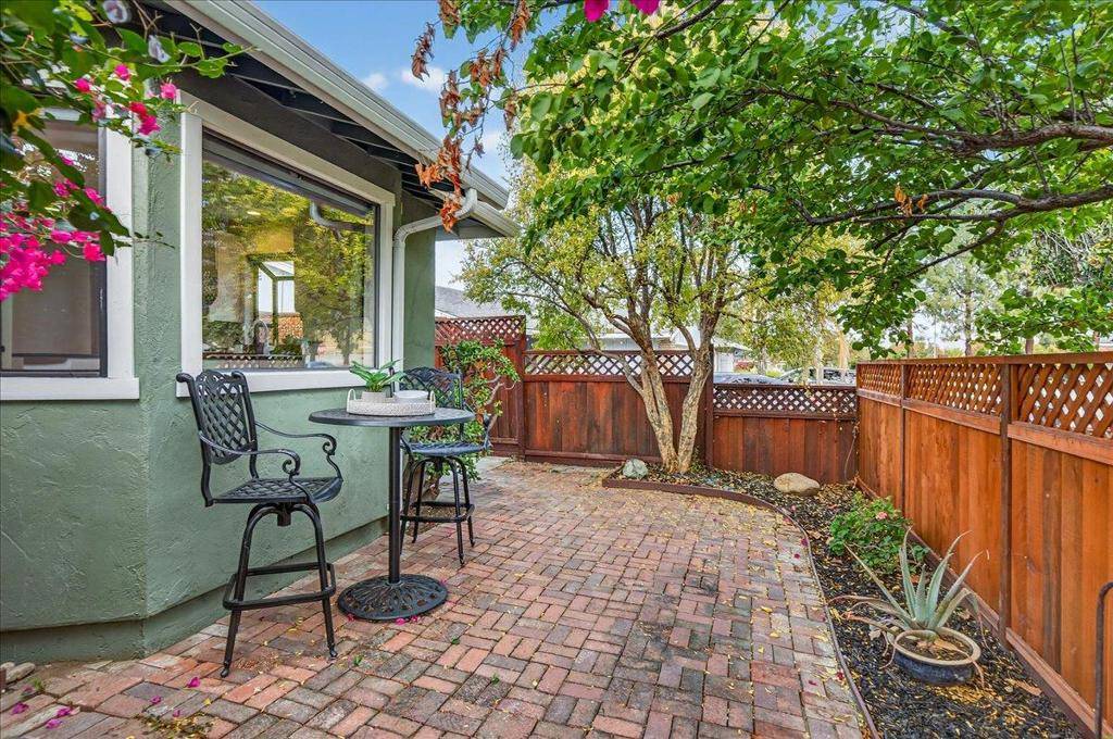 San Jose, CA 95121,2544 Glenrio DR