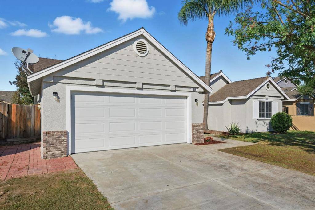 Hanford, CA 93230,612 Saffron ST