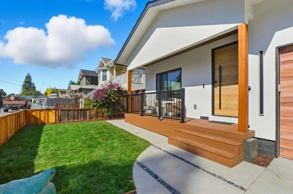 Redwood City, CA 94061,55 Orchard AVE