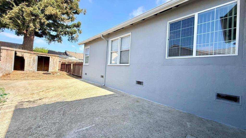 San Leandro, CA 94579,1311 Hubbard AVE