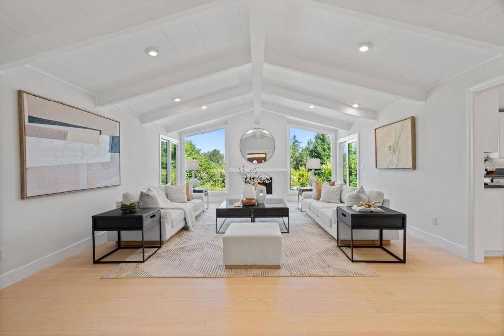 Saratoga, CA 95070,19305 Zinfandel CT