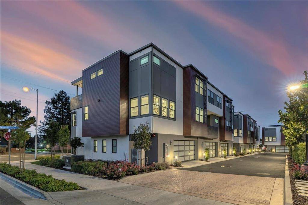 Cupertino, CA 95014,22540 Stevens Creek BLVD