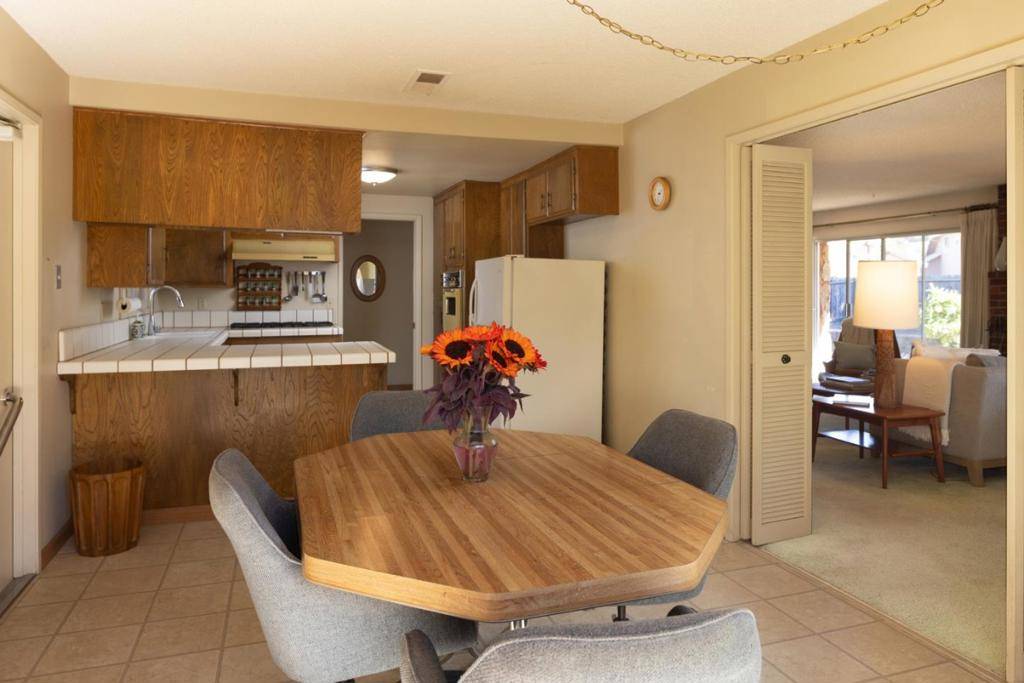 Salinas, CA 93908,22985 Guidotti DR