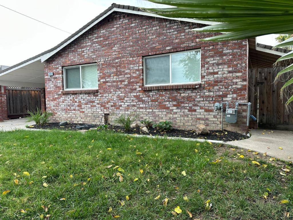 Tracy, CA 95376,130 E 21st ST