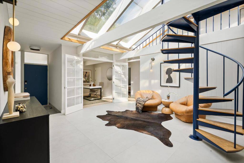 San Jose, CA 95124,1736 Frobisher WAY