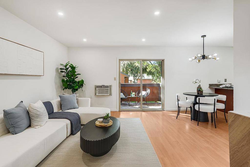 Fremont, CA 94536,38623 Cherry LN #207