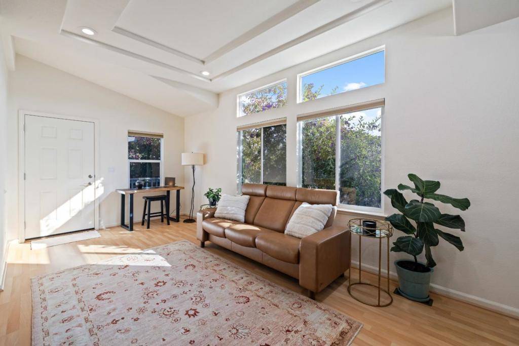 Capitola, CA 95010,4160 Jade ST