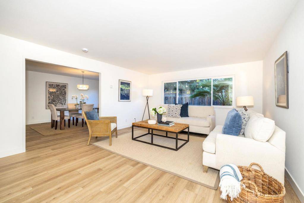 Palo Alto, CA 94306,41484150 Byron ST