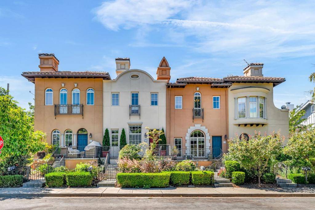 Los Altos, CA 94022,484 Gabilan ST