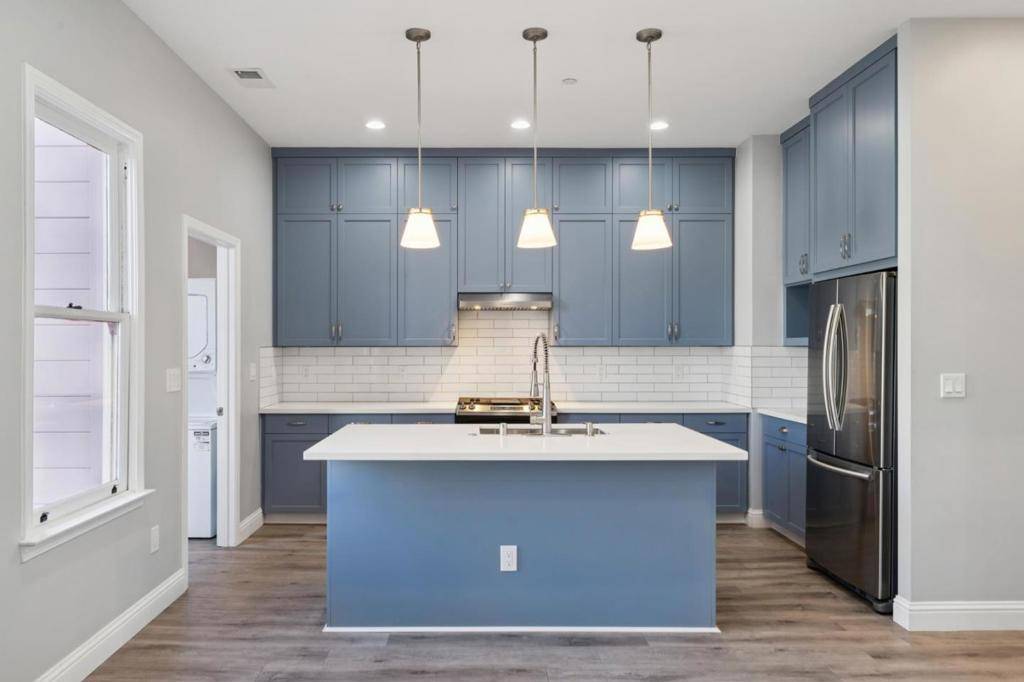 San Francisco, CA 94110,3004 26th ST