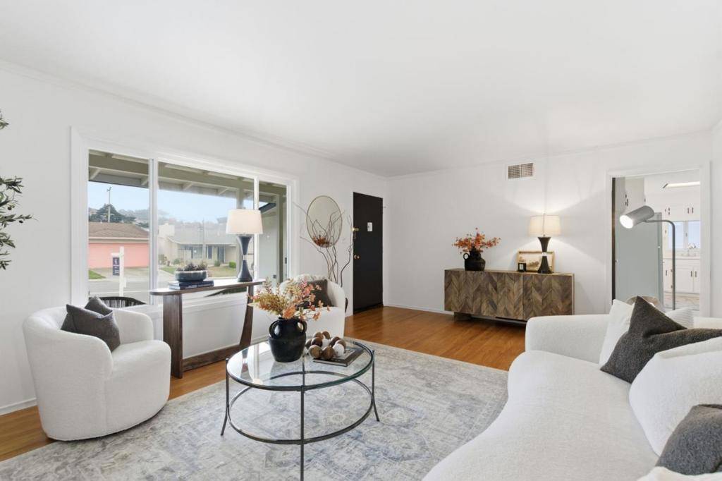 South San Francisco, CA 94080,467 Holly AVE