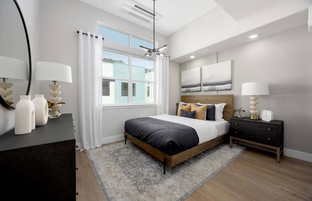 San Mateo, CA 94403,2457 Willow WAY