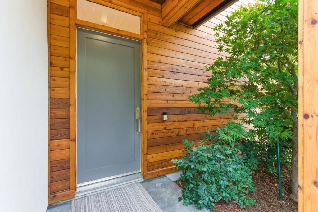 Menlo Park, CA 94025,1236 Hoover ST