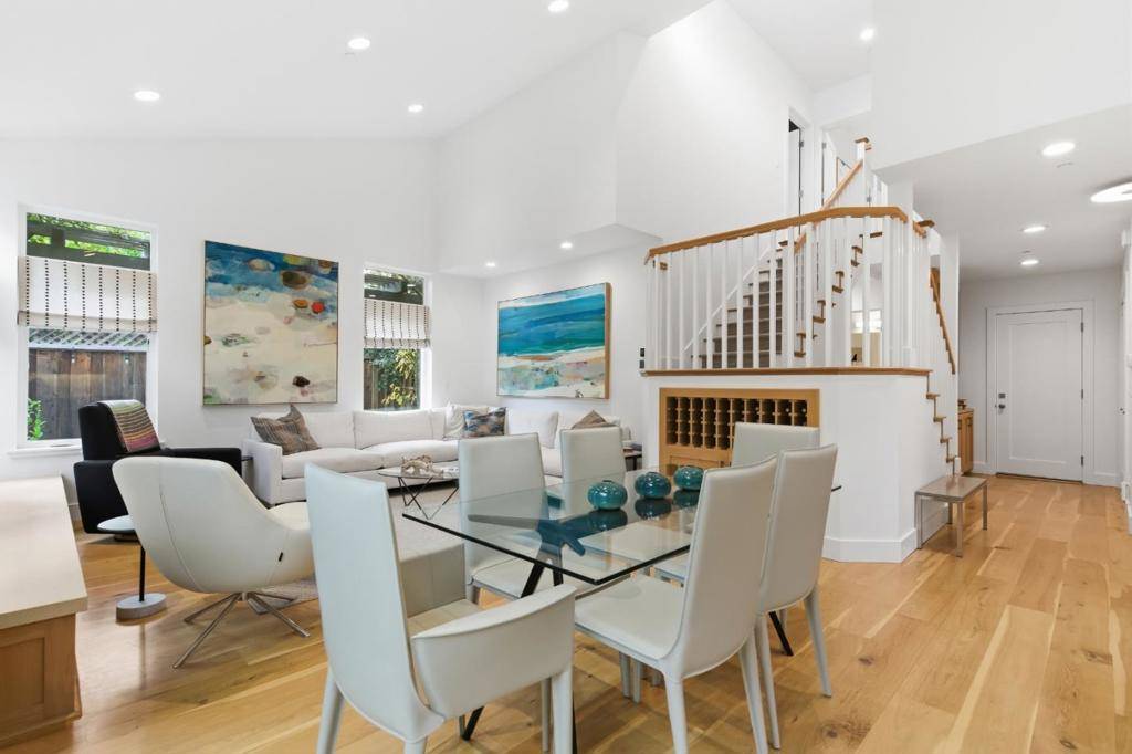 Menlo Park, CA 94025,1236 Hoover ST