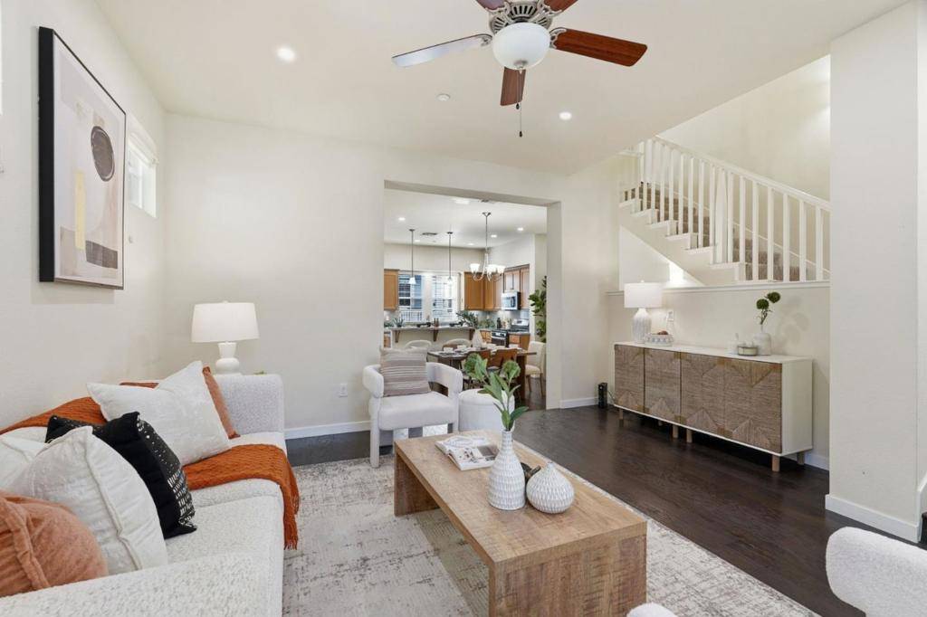 Mountain View, CA 94041,361 W Evelyn AVE