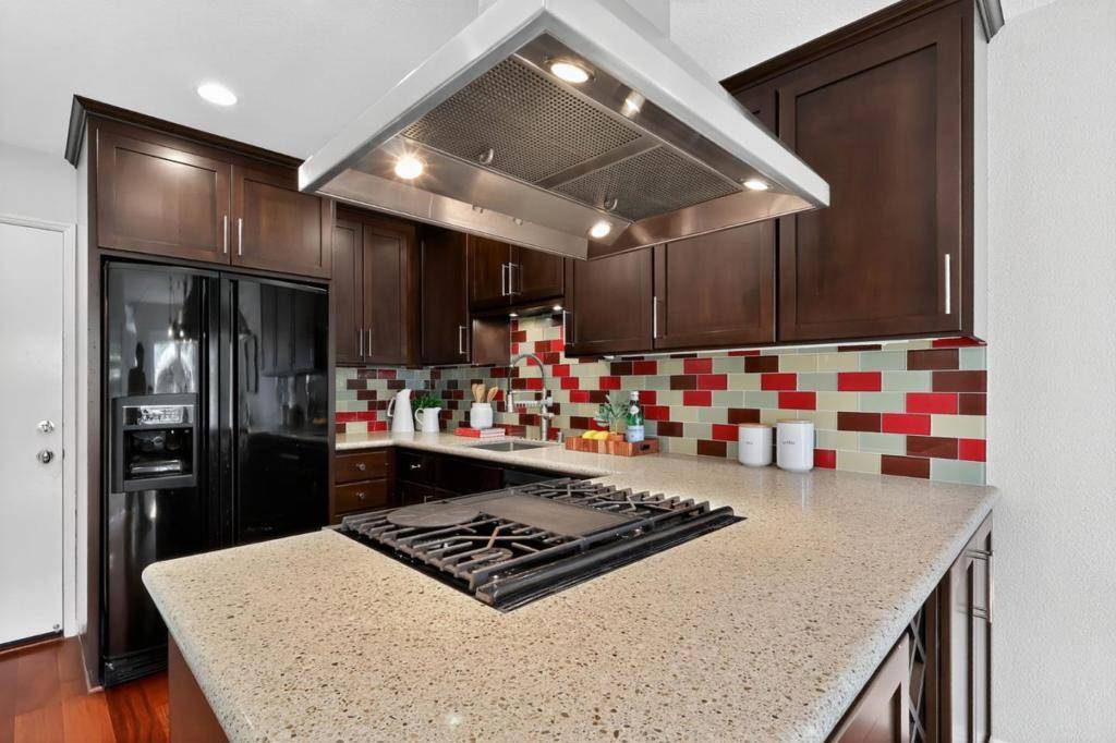 San Jose, CA 95136,130 Baroni AVE #48