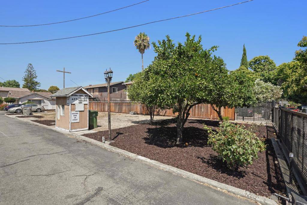 San Jose, CA 95126,405 S Buena Vista AVE