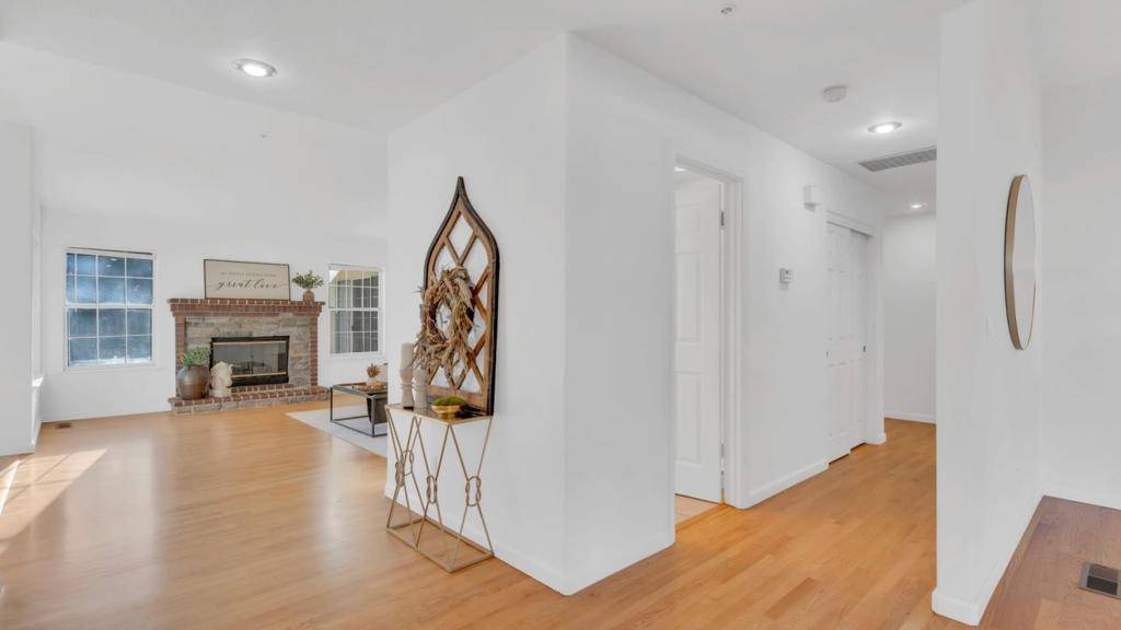 Morgan Hill, CA 95037,17391 Walnut Grove DR