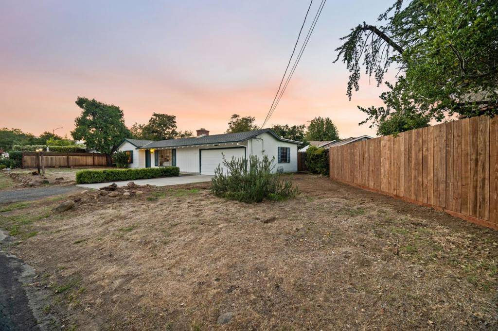 Los Gatos, CA 95032,16281 Camino Del Sol