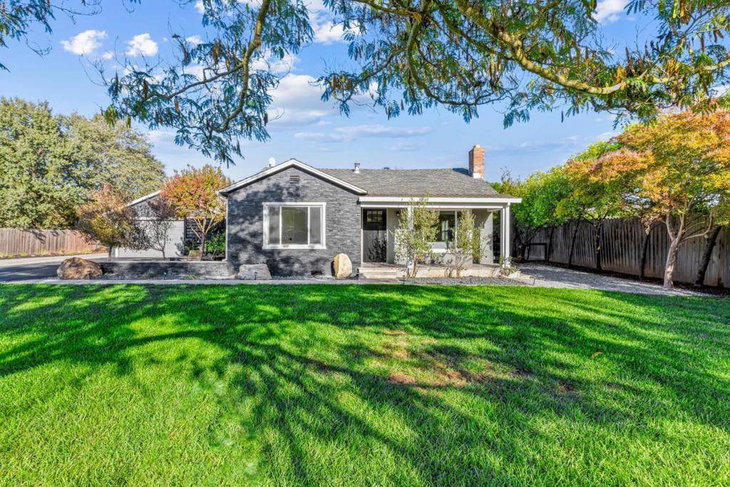 Gilroy, CA 95020,11840 Foothill AVE