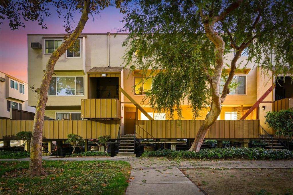 San Jose, CA 95129,490 Auburn WAY #4