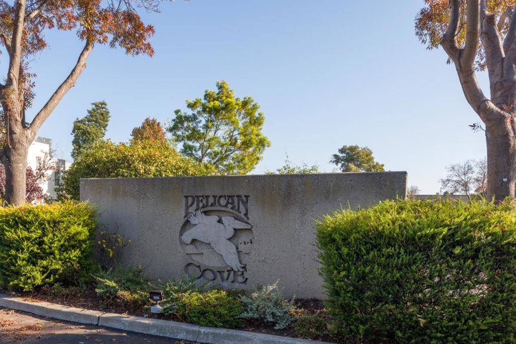 Redwood City, CA 94065,32 Cove LN