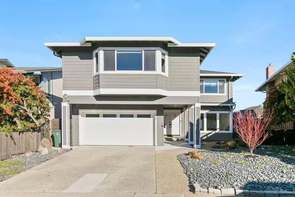 Pacifica, CA 94044,63 Kathleen CT