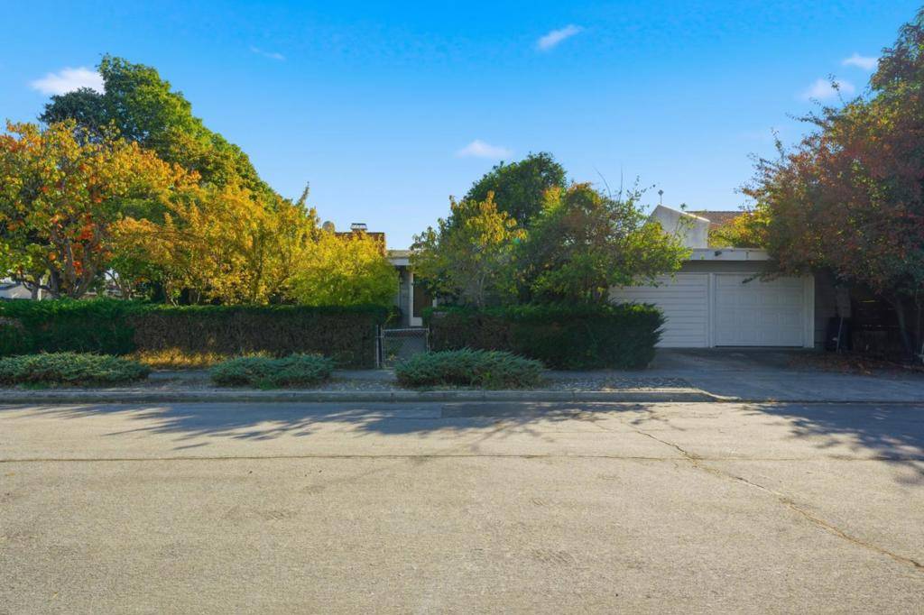 Sunnyvale, CA 94085,342 W Duane AVE