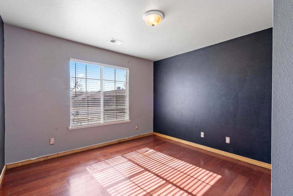 Soledad, CA 93960,827 Terraza ST