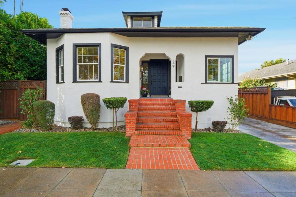 Burlingame, CA 94010,29 Bloomfield RD