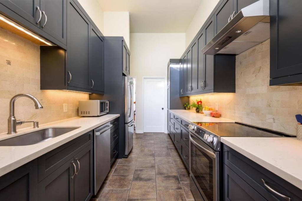 Foster City, CA 94404,926 Lido LN