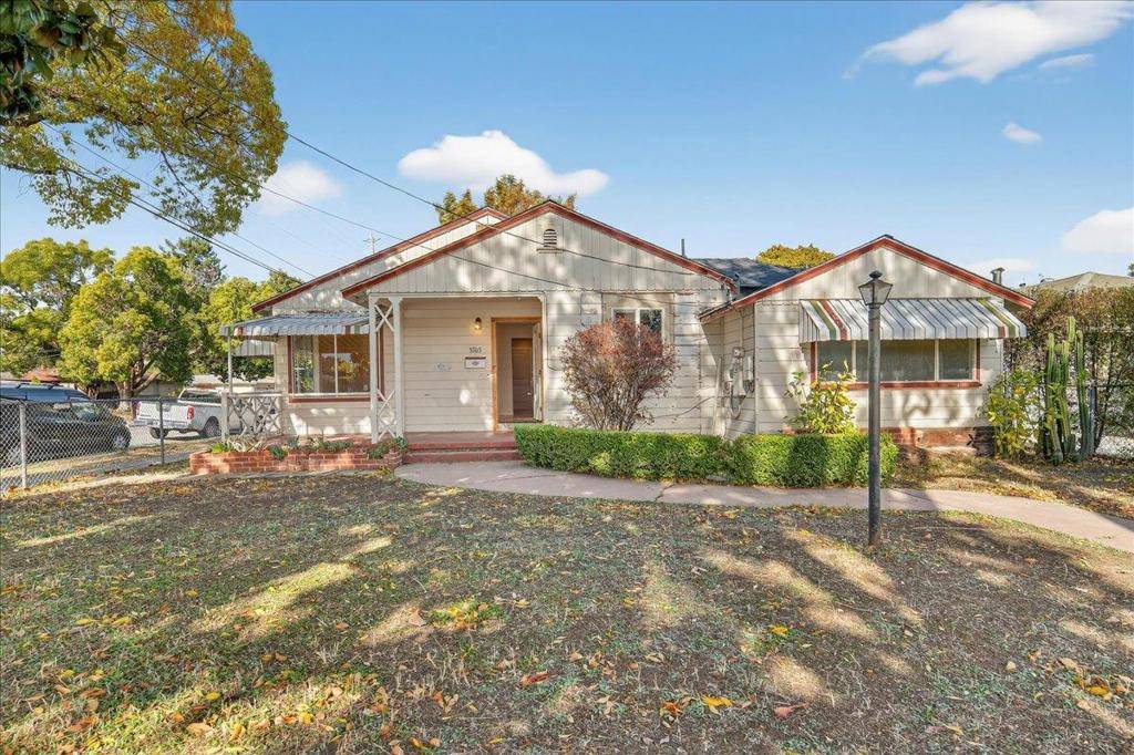 Redwood City, CA 94063,3703 Florence ST