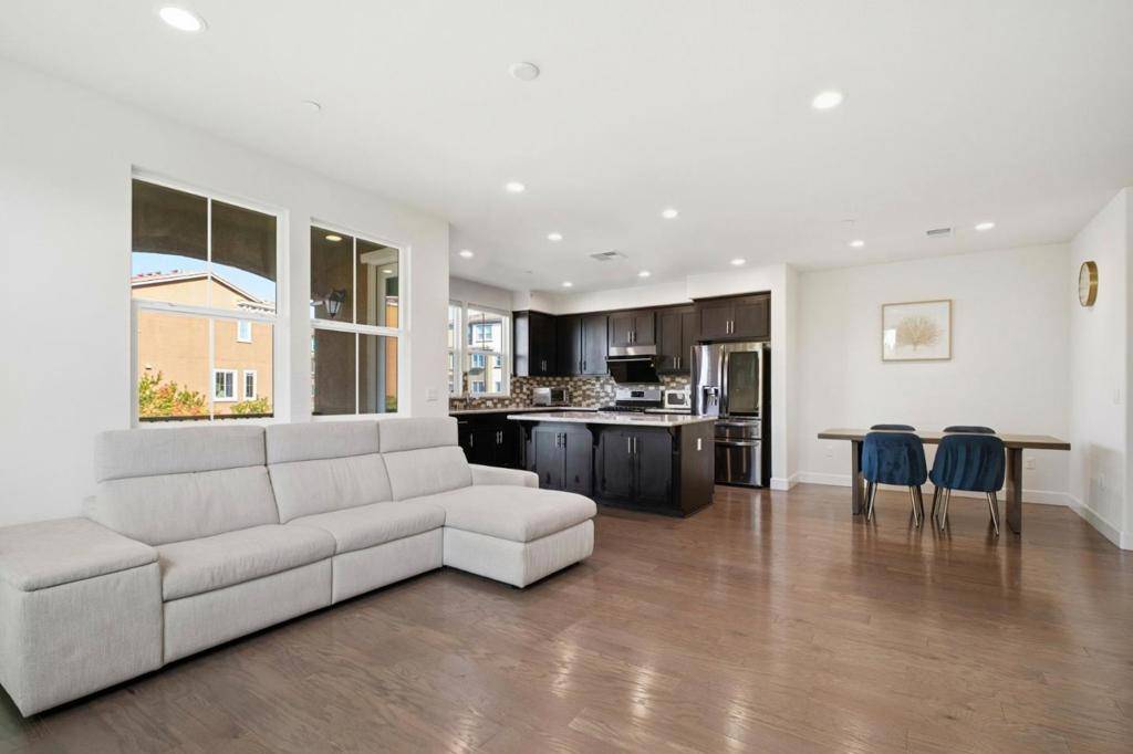 Newark, CA 94560,5724 Pandorea TER