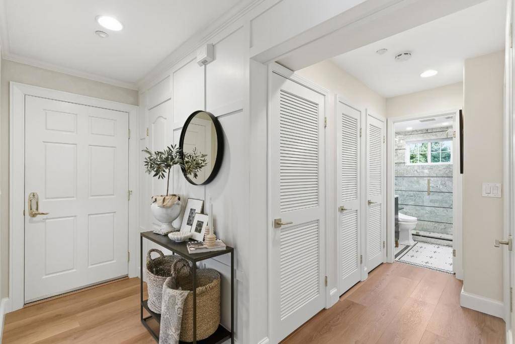 Menlo Park, CA 94025,20 Willow RD #7